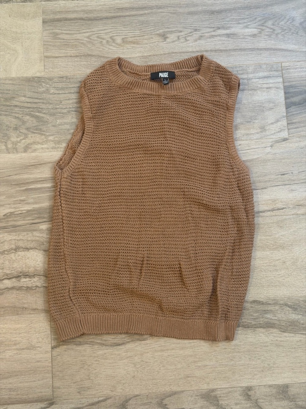 PAIGE Women’s Sleeveless Crewneck Sweater Vest in Camel Brown Size L